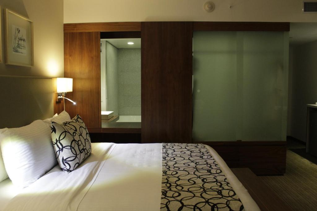 Casa Inn Premium Hotel Queretaro Miranda Zewnętrze zdjęcie