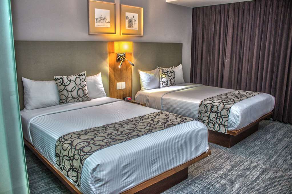 Casa Inn Premium Hotel Queretaro Miranda Pokój zdjęcie A room at the hotel